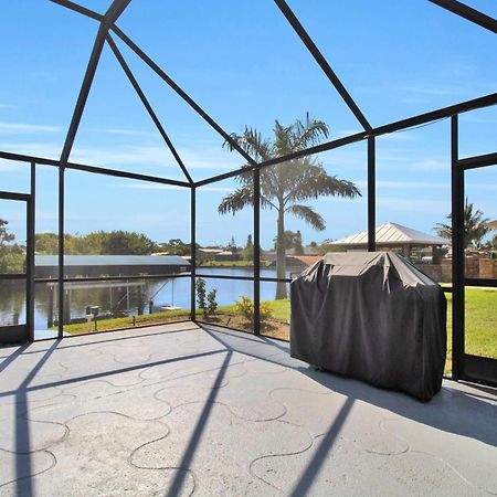 Pet Friendly Canal Front 3-Bedroom Grand Villa With Pool, Linai And Dock Port Charlotte Bagian luar foto