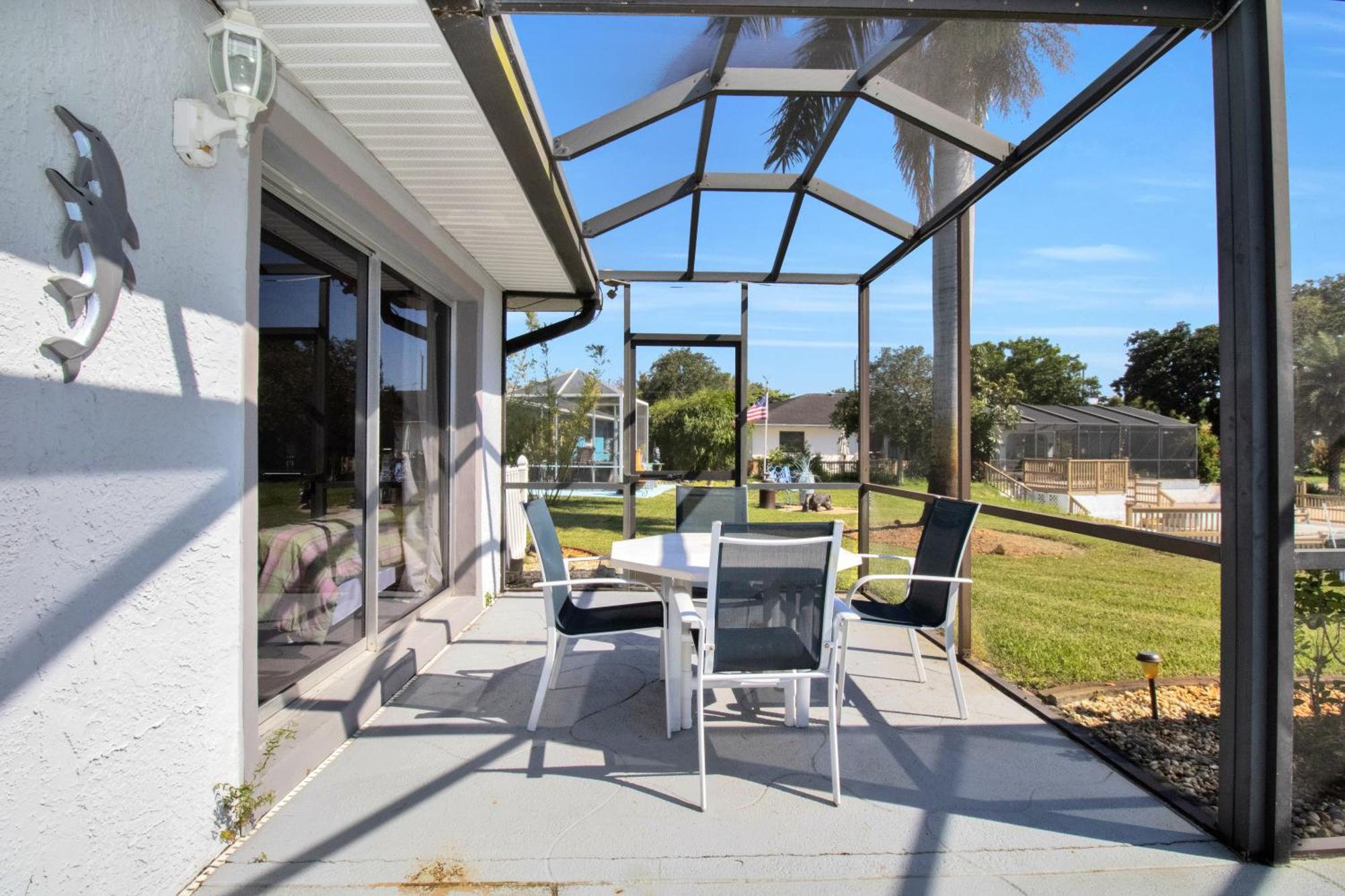 Pet Friendly Canal Front 3-Bedroom Grand Villa With Pool, Linai And Dock Port Charlotte Bagian luar foto